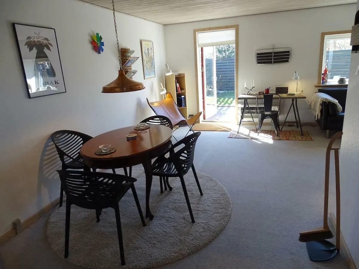 Apartment Fin Lejlighed Med Lukket Have Skagen